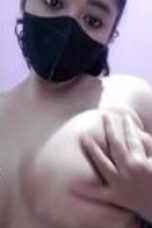 Penyanyi dangdut bugil